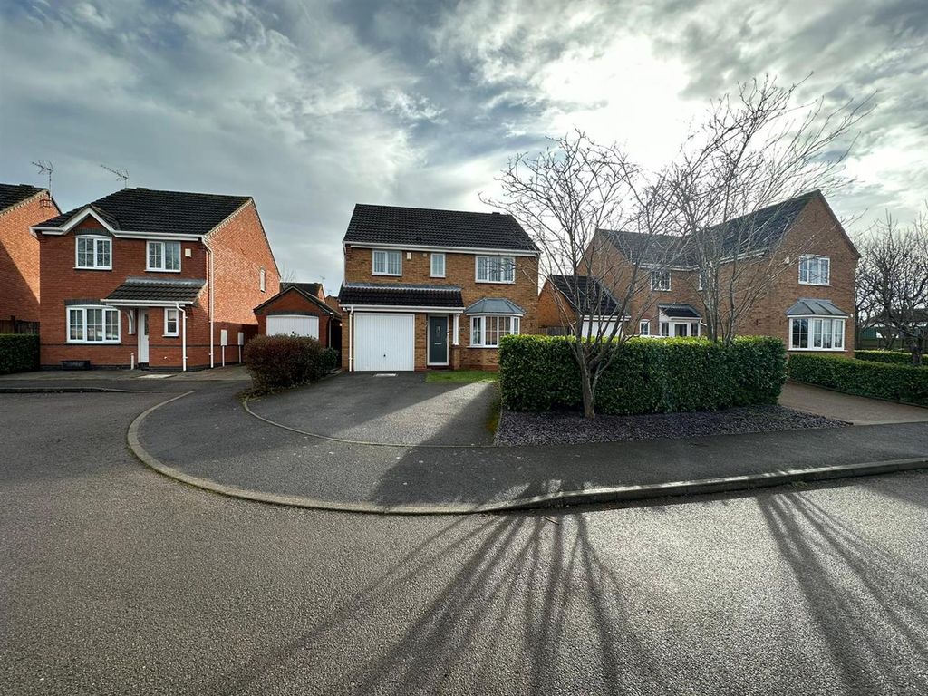 4 bed detached house for sale in Gale Close, Lutterworth LE17 Zoopla