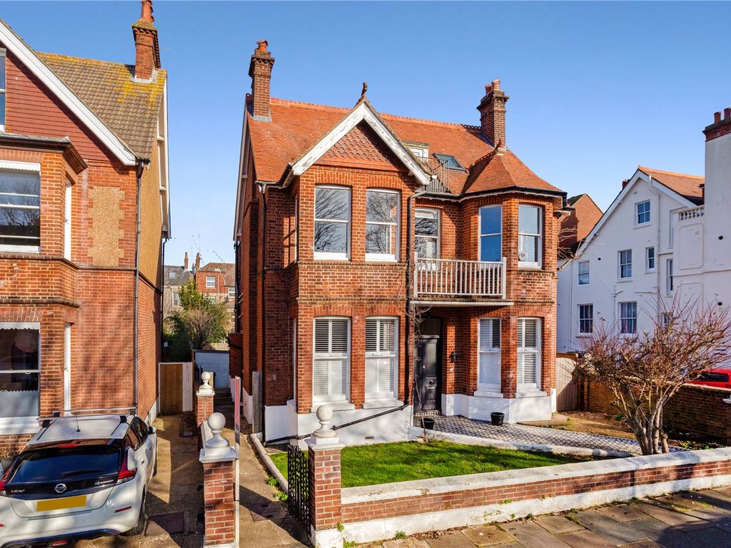 5 bed detached house for sale in Pembroke Crescent, Hove, East Sussex
