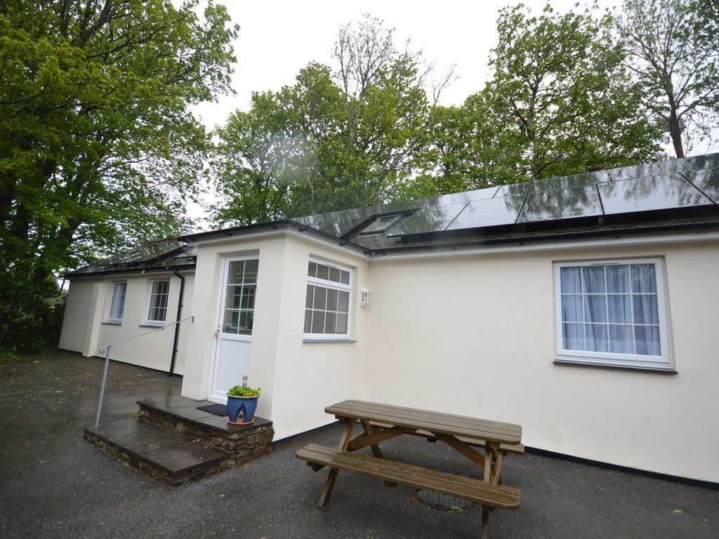 2 bed barn conversion to rent in Whitehall, Scorrier, Redruth TR16, £