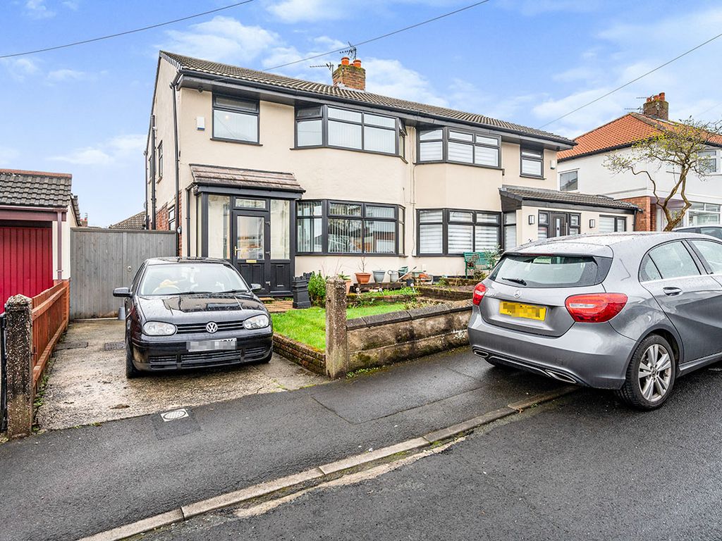 3 bed semidetached house to rent in Road, Liverpool
