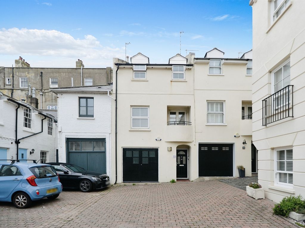 3 bed mews house for sale in Eastern Terrace Mews, Brighton BN2, £550,000 Zoopla
