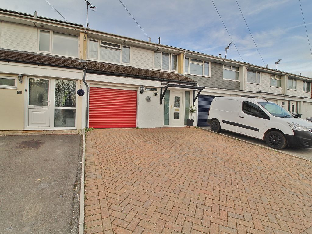 3 bed terraced house for sale in Kennedy Close, Purbrook, Waterlooville