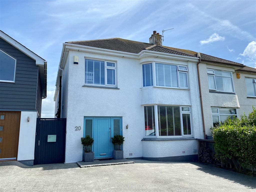 4 bed semidetached house to rent in Hilgrove Road, Newquay TR7 Zoopla