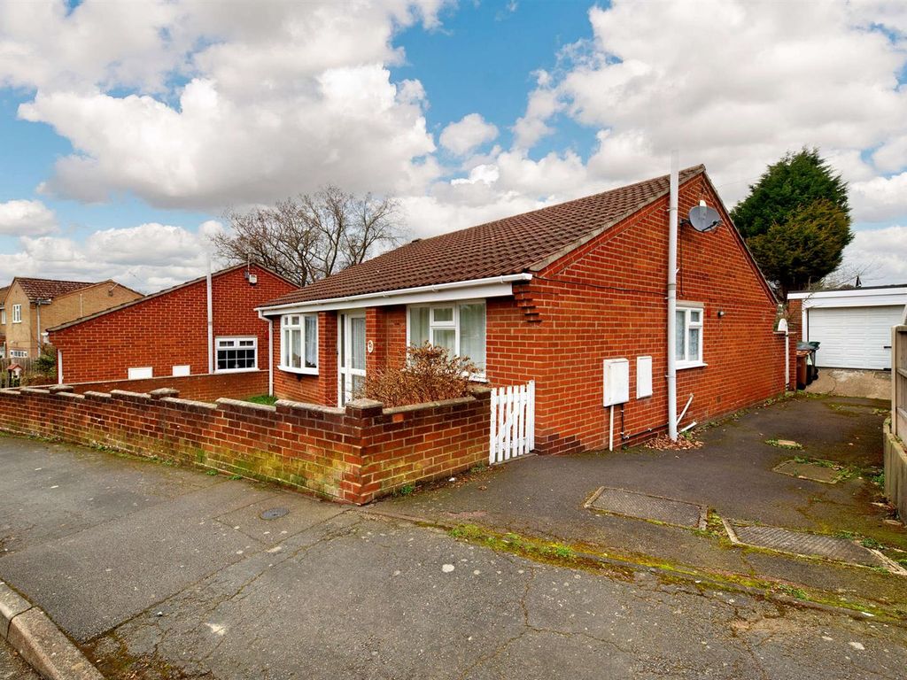 Detached house for sale in St. Johns Drive, Newhall, Swadlincote DE11