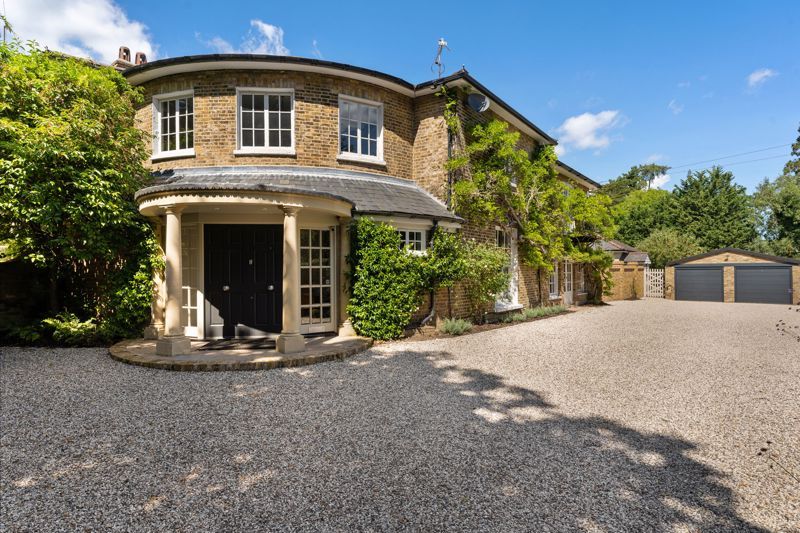 6 bed country house for sale in Ashendene Road, Bayford, Hertford SG13