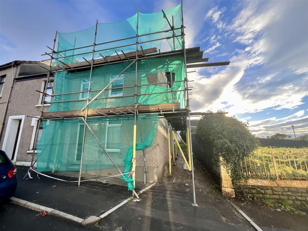 2 bed semidetached house for sale in Marble Hall Road, Llanelli SA15