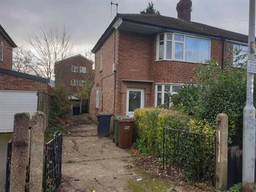 3 bed semidetached house for sale in Belton Road, Loughborough LE11, £80,000 Zoopla