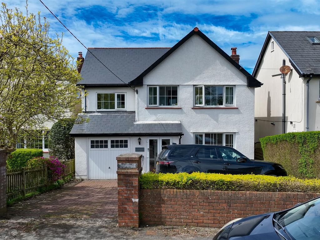 4 bed detached house for sale in Gowerton Road, Three Crosses, Swansea
