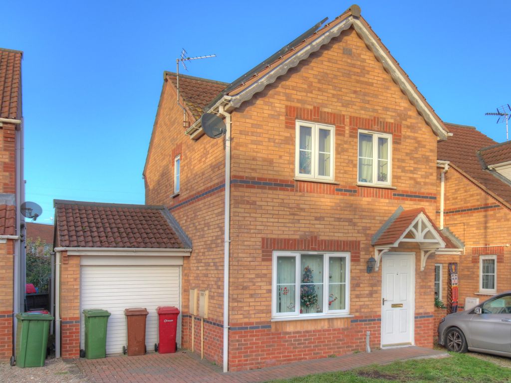 3 bed semidetached house for sale in Bedford Way, Scunthorpe DN15 Zoopla