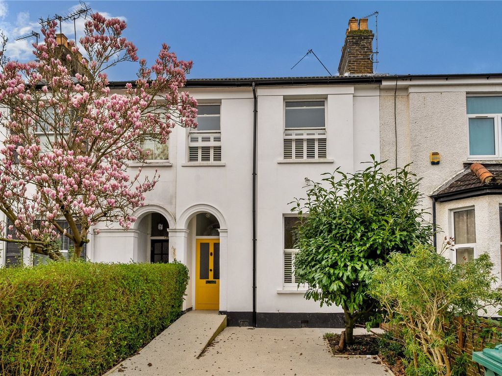 4 bed property for sale in Long Lane, London N2, £1,000,000 Zoopla