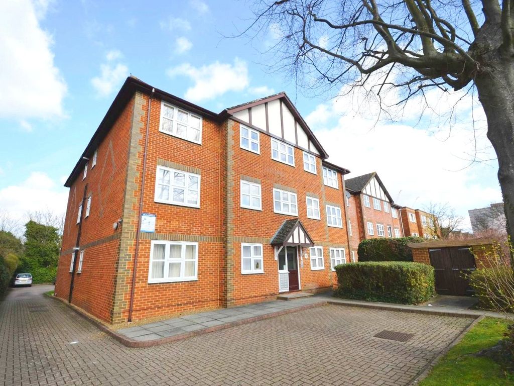 1 bed flat to rent in Mulgrave Road, Belmont, Sutton SM2, £1,275 pcm