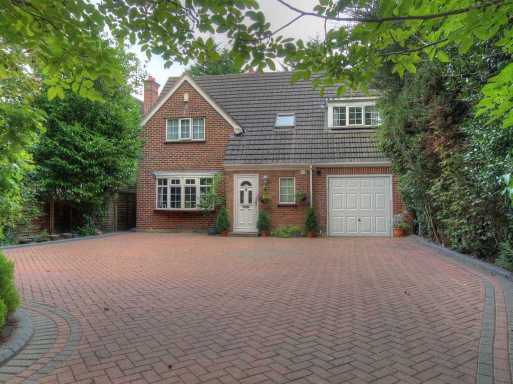 4 bed detached house for sale in Langley Road, Langley, Slough SL3 Zoopla