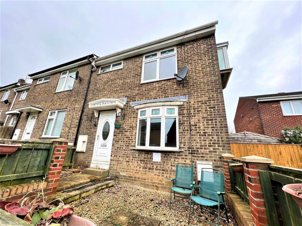 3 bed end terrace house for sale in Greenwood Close, Wheatley Hill