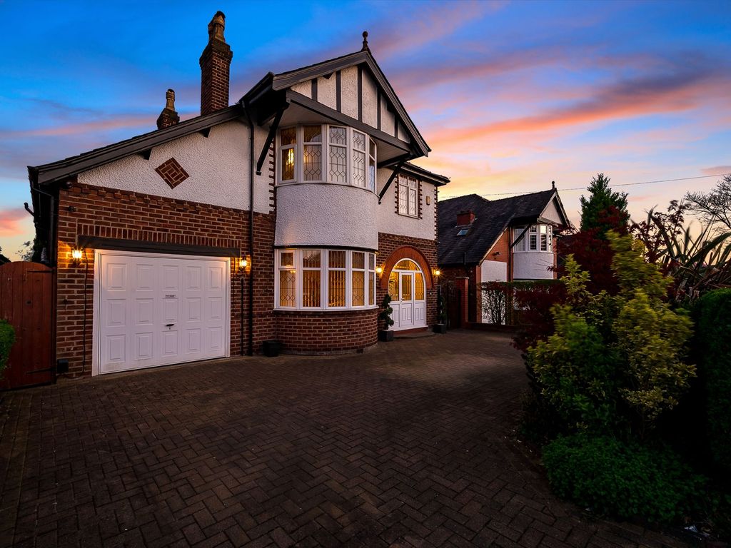 4 bed detached house for sale in Castle Hill Road, Prestwich M25 Zoopla