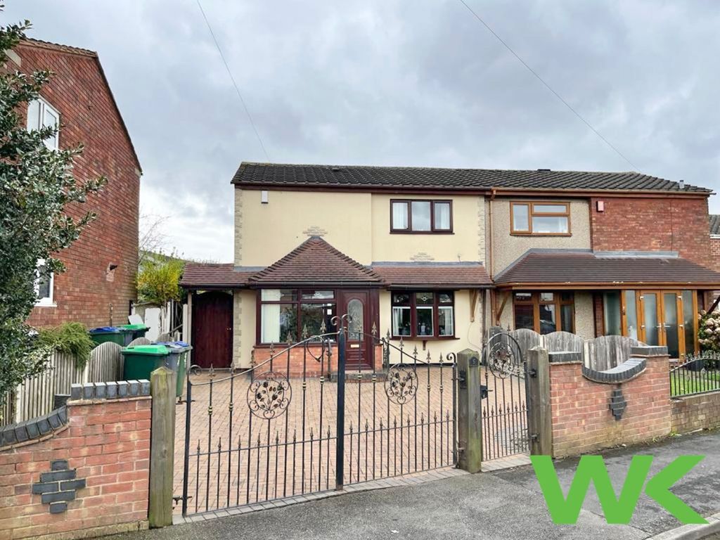 3 bed semidetached house for sale in Bromfield Crescent, Wednesbury
