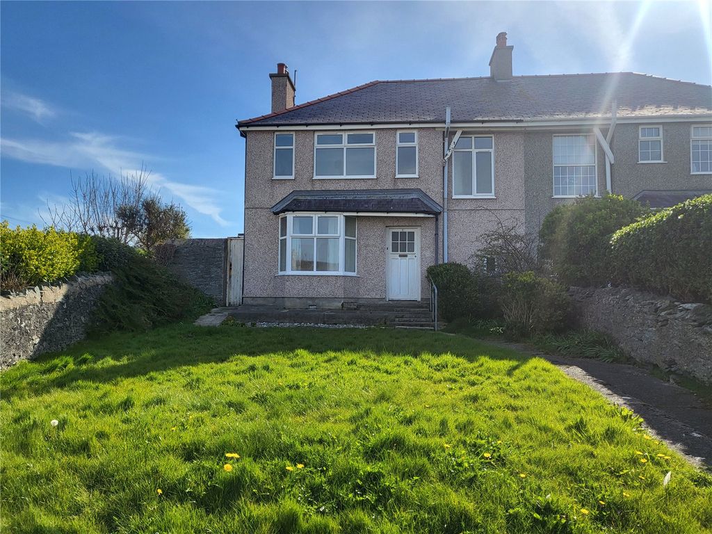 3 bed semidetached house for sale in Seabourne Road, Holyhead, Isle Of