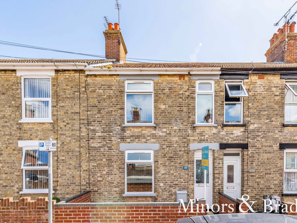 3 bed terraced house for sale in Wollaston Road, Lowestoft NR32 Zoopla