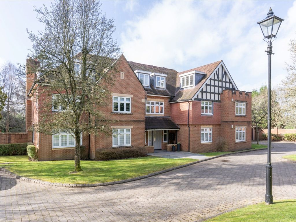2 bed flat for sale in Wood End Drive, Barnt Green B45 Zoopla