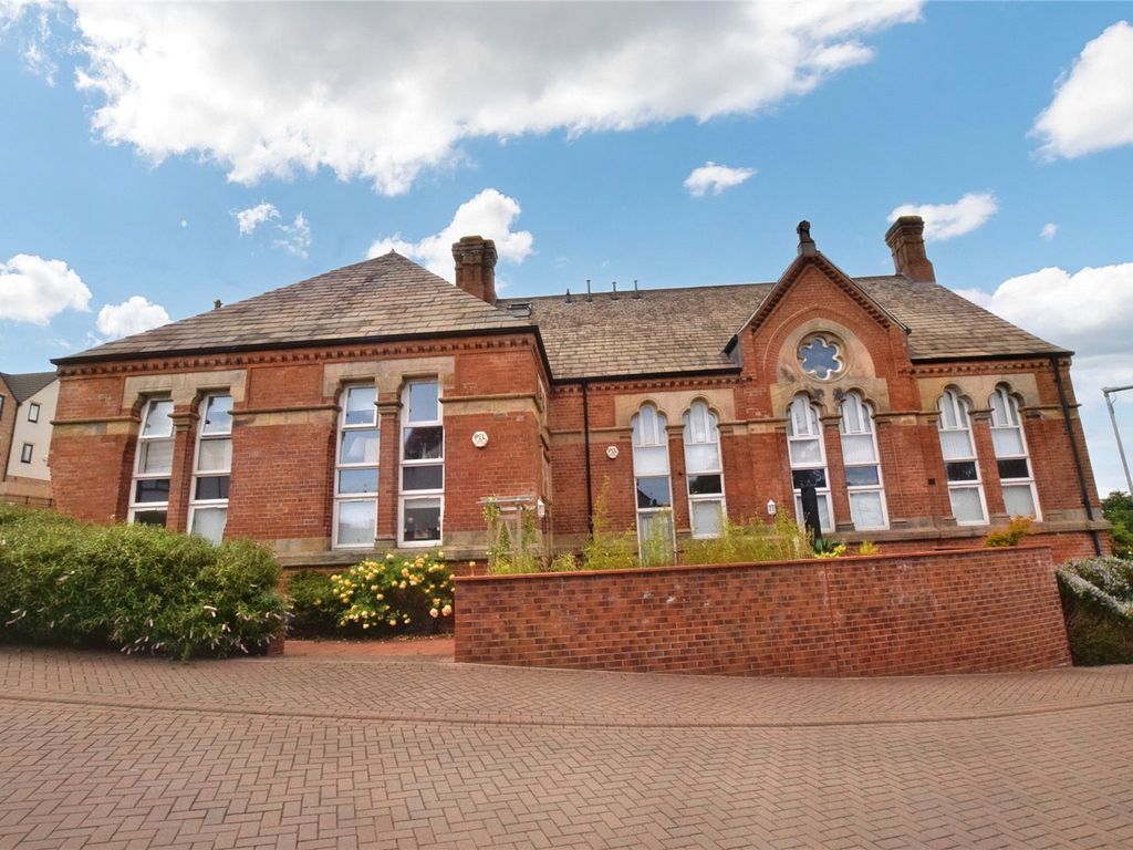 3 bed terraced house for sale in Ashley Green, Leeds, West Yorkshire