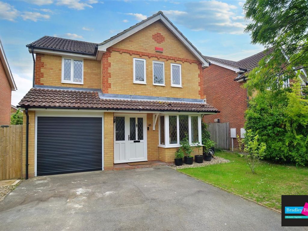 4 bed detached house for sale in Farrers Walk, Kingsnorth, Ashford