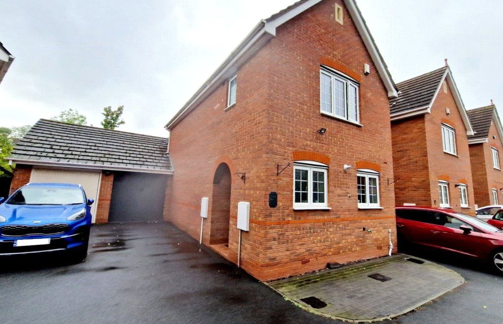 3 bed linkdetached house for sale in Britannia Gardens, StourportOn