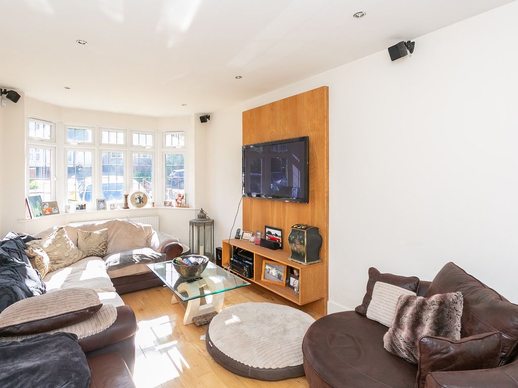 Brookdene Avenue, Watford, Hertfordshire WD19  