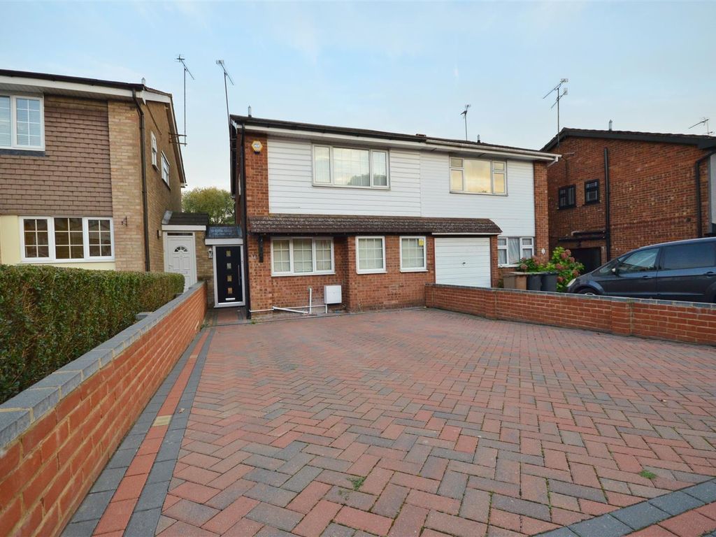 4 bed semidetached house for sale in Bramingham Road, Luton LU3 Zoopla