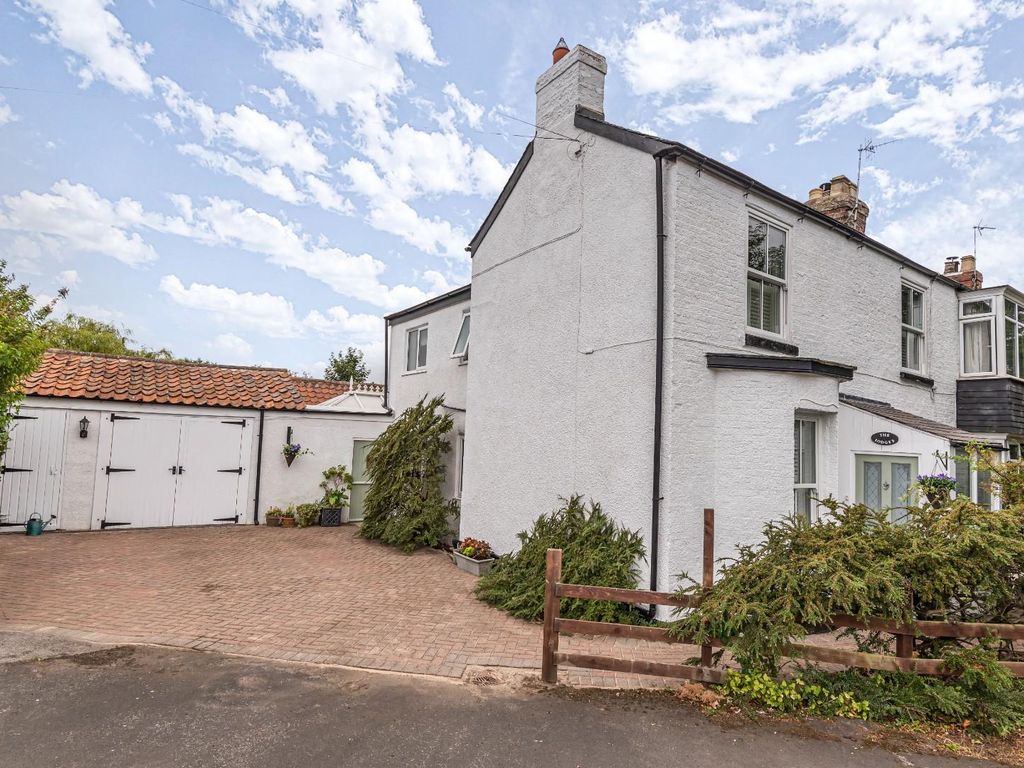 5 bed semidetached house for sale in The Lodges, Filey Road, Filey