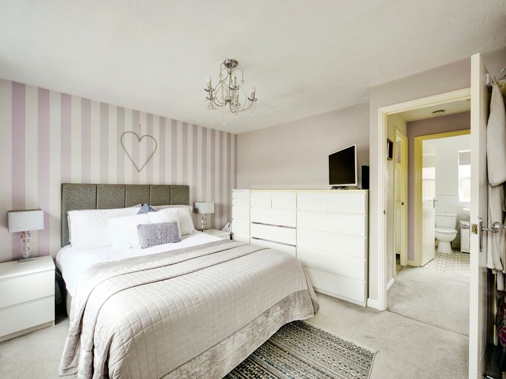 2 bed semidetached house for sale in Pine Place, Tovil, Maidstone