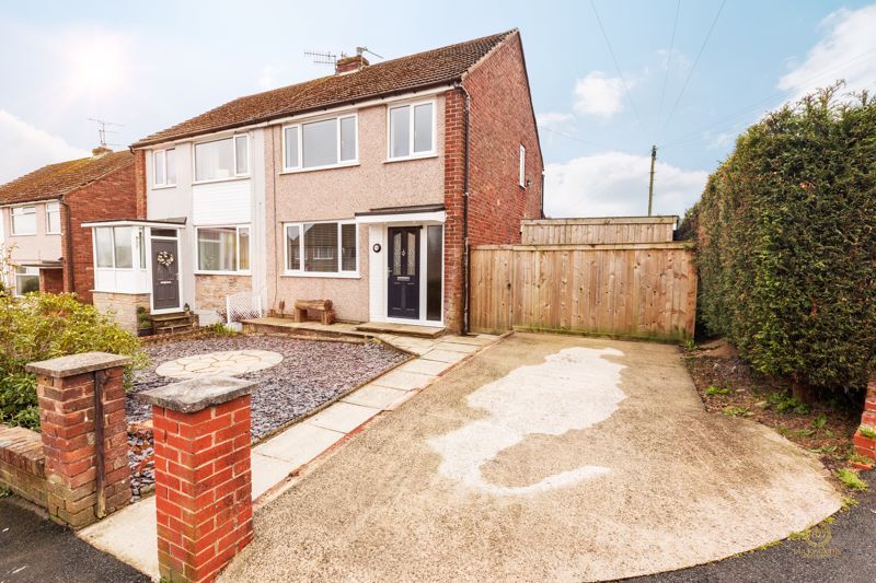 3 bed semidetached house for sale in Cardigan Avenue, Oswaldtwistle