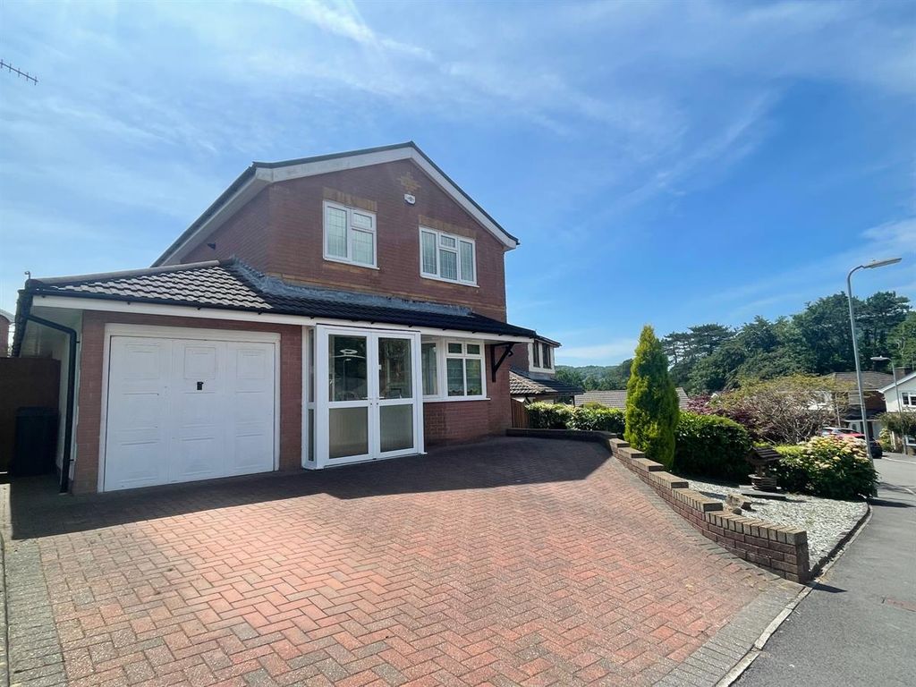 4 bed detached house for sale in Rhiwlas, Skewen, Neath SA10 Zoopla