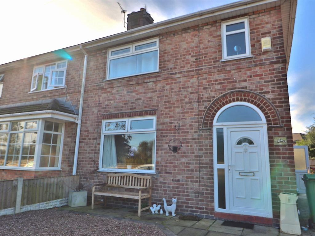 3 bed semidetached house to rent in Mersey Walk, Latchford, Warrington