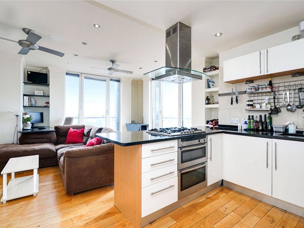 Trade Tower Plantation Wharf, London SW11