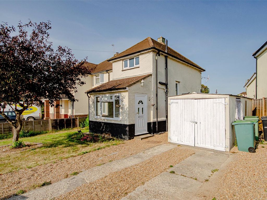 2 bed semidetached house to rent in Nottingham Avenue, Maidstone, Kent