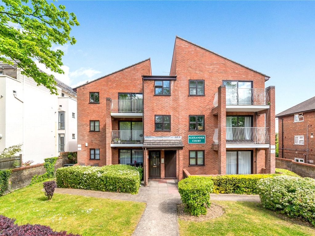 1 bed flat to rent in Alexander Court, 89 Bromley Road, Bromley BR2