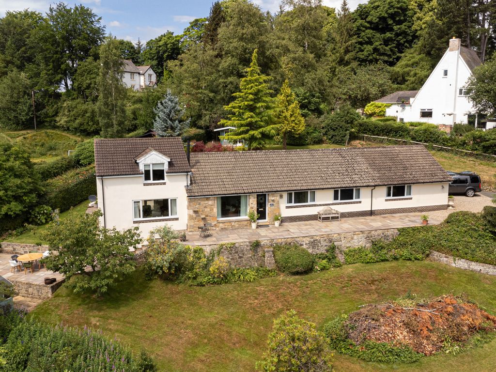 4 bed detached house for sale in Little Cheverell, 40 Painshawfield