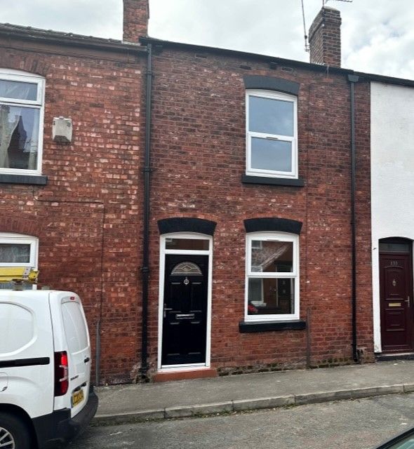 2 bed terraced house to rent in Oxford Street, Leigh, Greater
