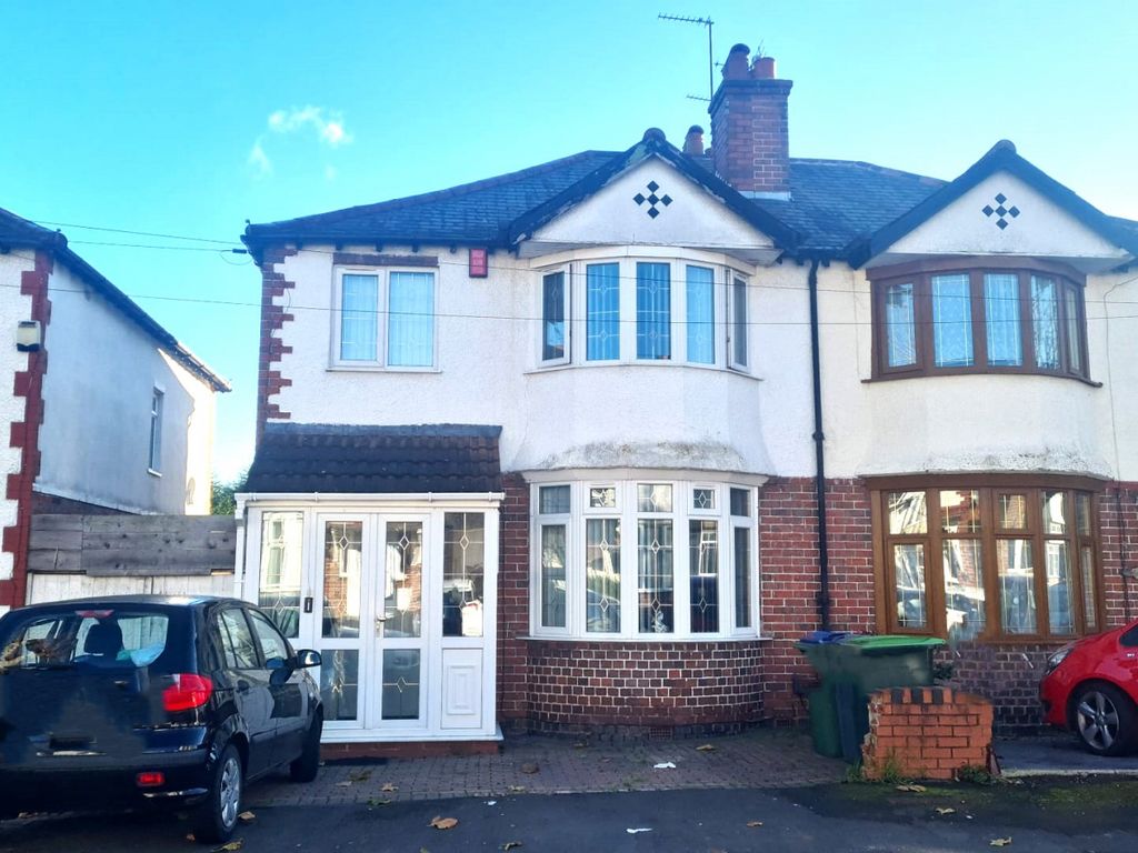 3 bed semidetached house for sale in Brian Road, Smethwick B67, £250,000 Zoopla