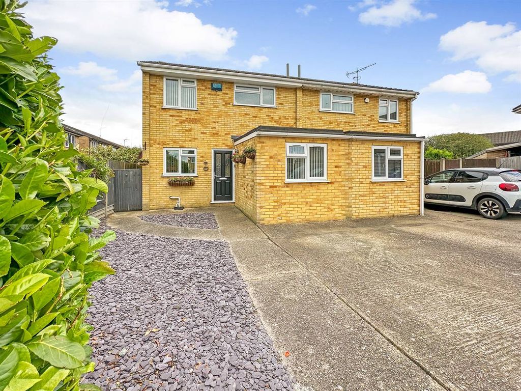 4 bed semidetached house for sale in Peartree Road, Herne Bay CT6, £