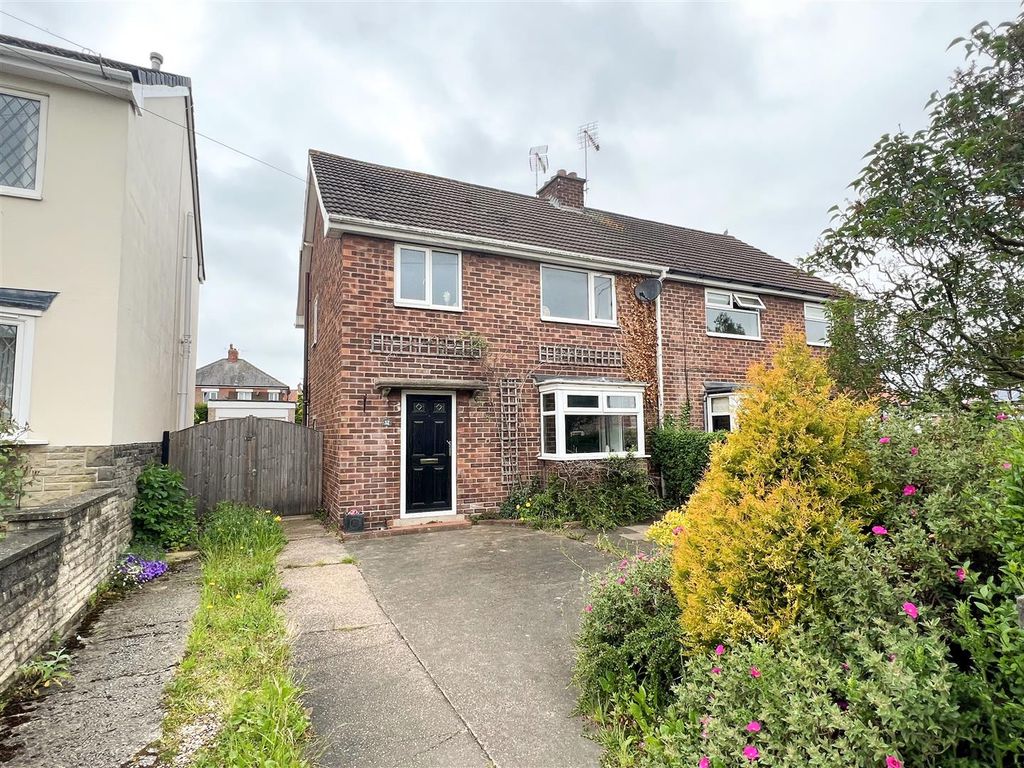 3 bed semidetached house for sale in Northgate, Tickhill, Doncaster