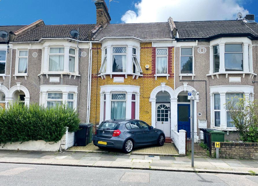 3 bed detached house for sale in Honley Road, Catford, London SE6, £725,000 Zoopla