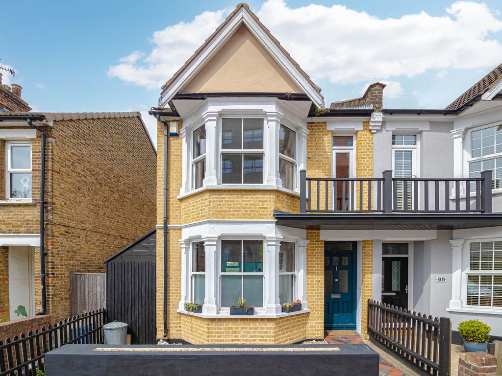 3 bed semidetached house for sale in Rectory Grove, LeighOnSea SS9