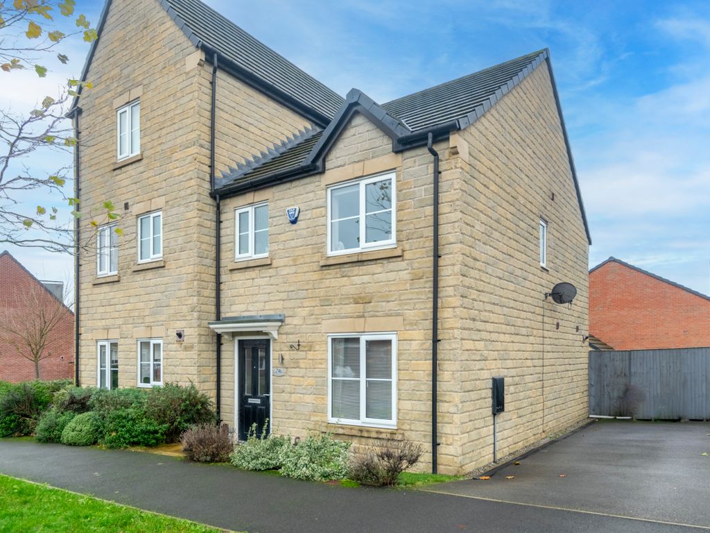 3 bed semidetached house for sale in Woodlands Way, Leeds LS14, £