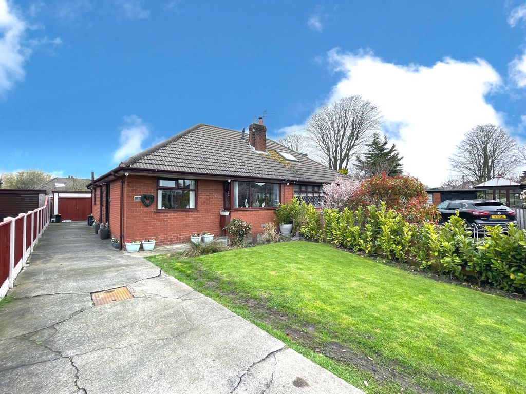 2 bed bungalow for sale in Sandicroft Avenue, Hambleton FY6 Zoopla