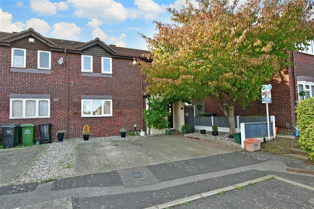 2 bed semidetached house for sale in Kenley Close, Shotgate, Wickford