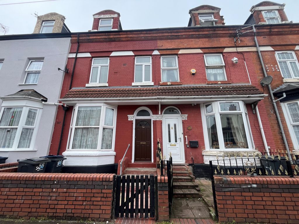 6 bed terraced house to rent in Gladstone Road, Sparkbrook, Birmingham