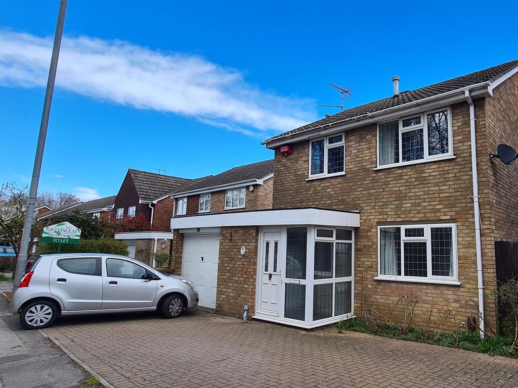 3 bed property to rent in Pear Tree Lane, Hempstead, Gillingham ME7