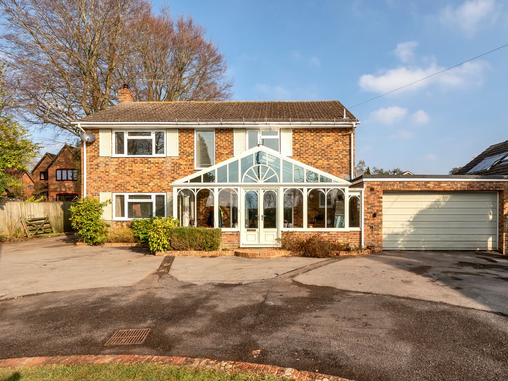 4 bed detached house for sale in Downs Road, South Wonston, Winchester