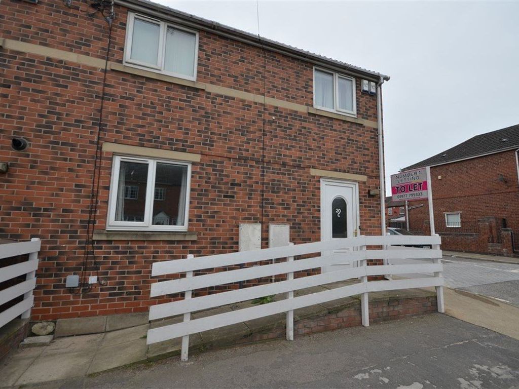 2 bed flat to rent in Minsthorpe Lane, South Elmsall WF9, £550 pcm Zoopla