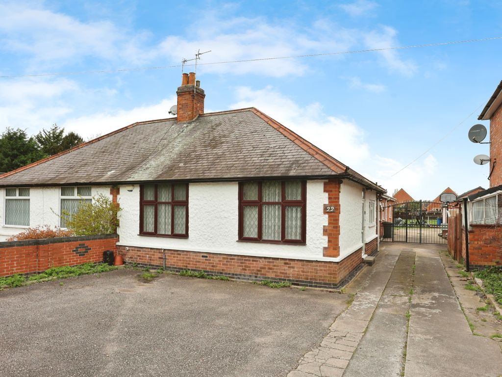 5 bed bungalow for sale in Barkbythorpe Road, Leicester LE4, £425,000